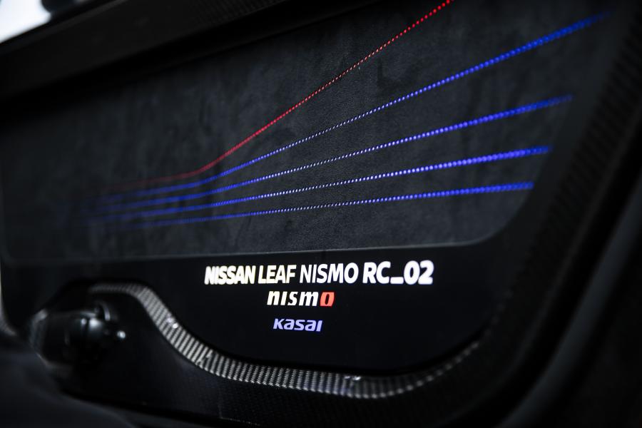 Детали экстерьера Nissan Leaf Nismo RC 2019 года  (фото 43 из 48)